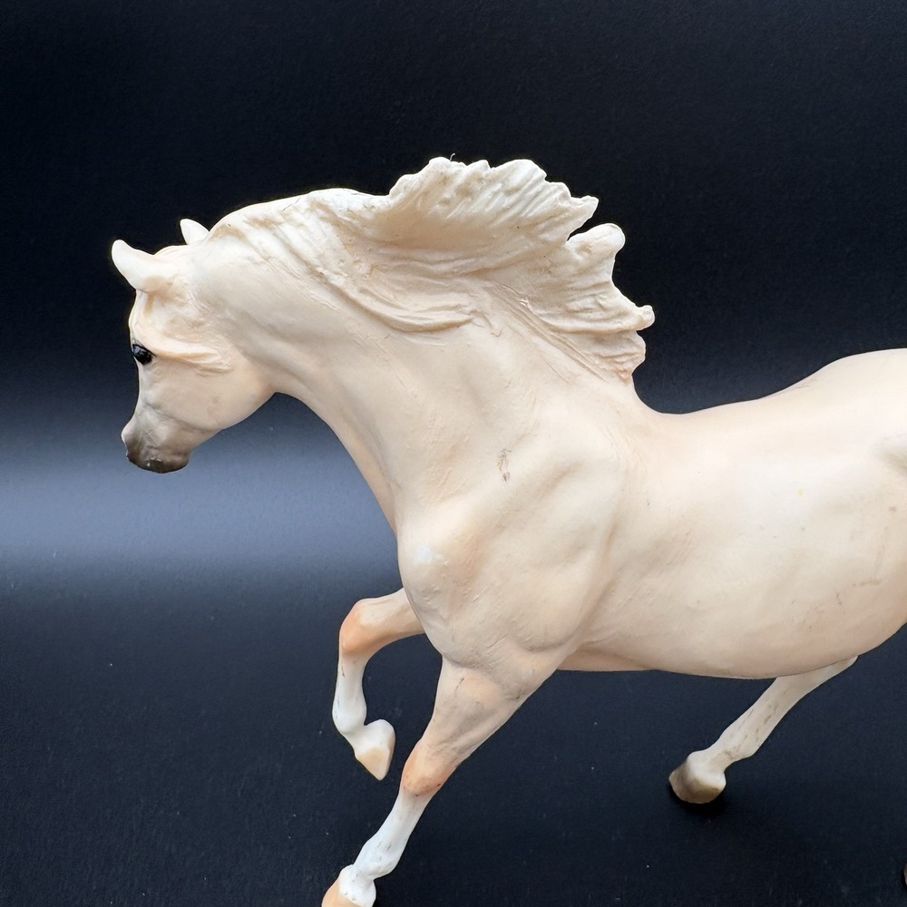 Breyer Classic Cloud's Legacy Cremello Andalusian Stallion Horse 1225 Retired - Picture 6 of 10
